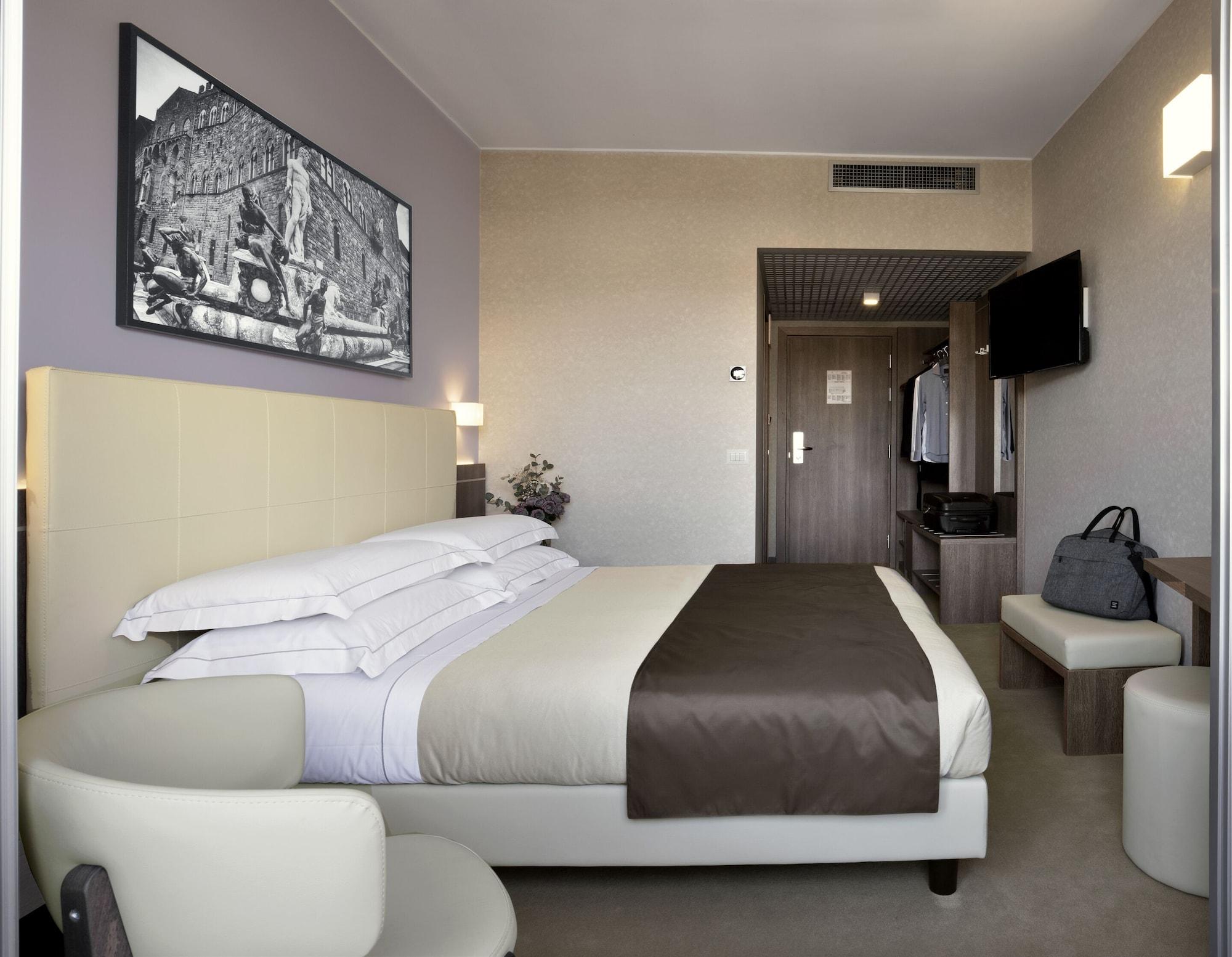 Raffaello Hotel
